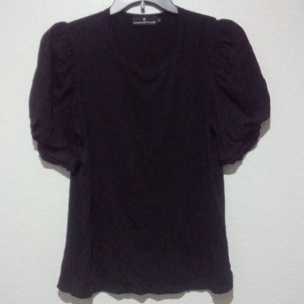 Pomander Place Women's Top New w/o tags
